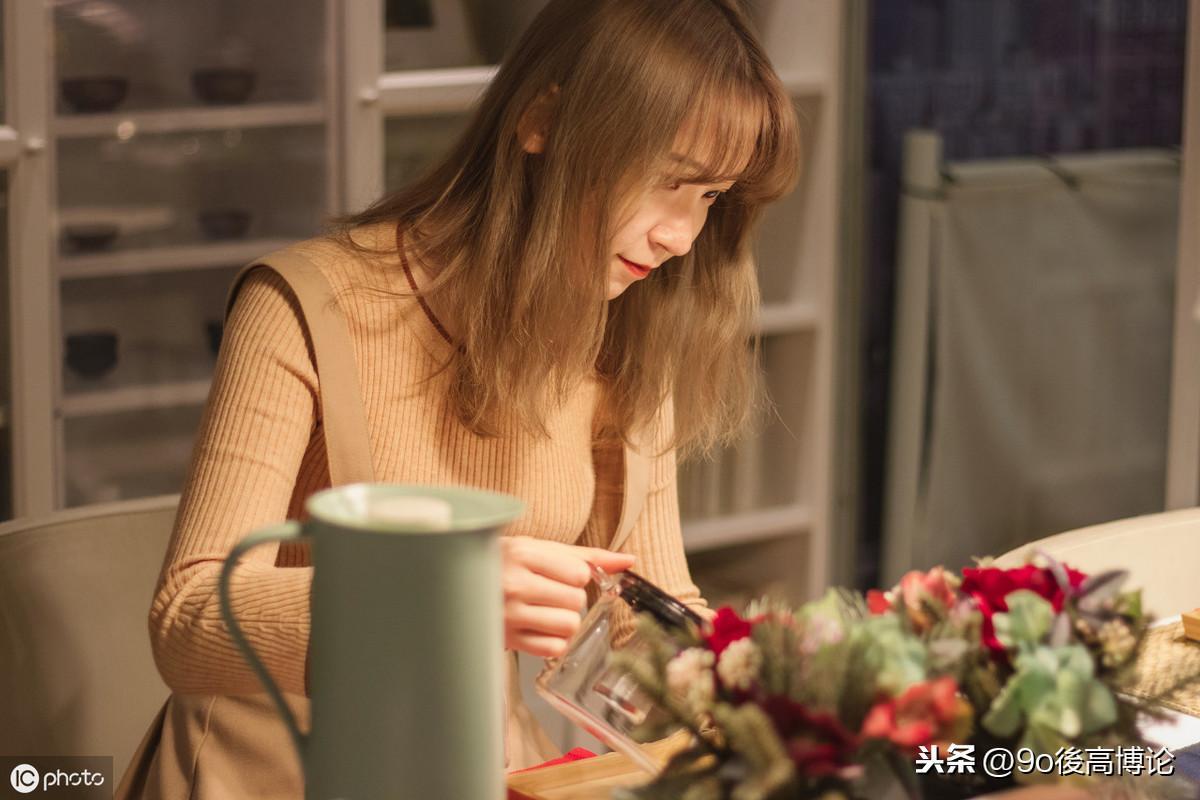 隔壁老樊《多想在平庸的生活拥抱你》,平平淡淡安安静静的老去