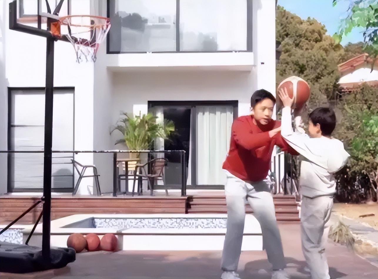 邓超身价资产多少亿?(坐拥上海4套别墅,邓超到底多有钱?)