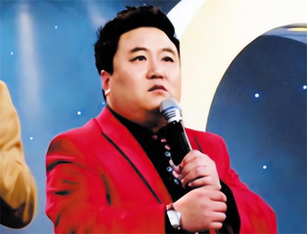 冯巩的学生杨松:他因搭档冯巩春晚爆红,后却成百万诈骗犯