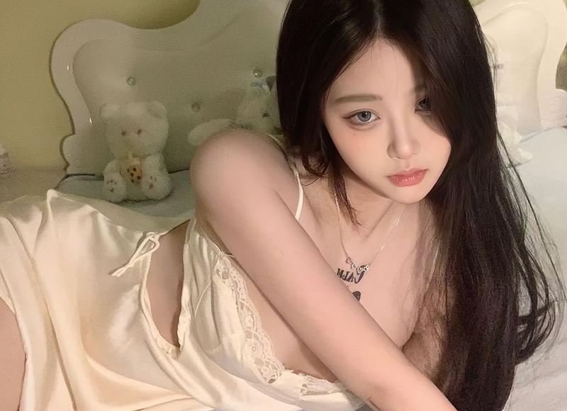 跟女生聊什么话题才会让她开心起来 跟女生聊什么话题才会让她开心起来