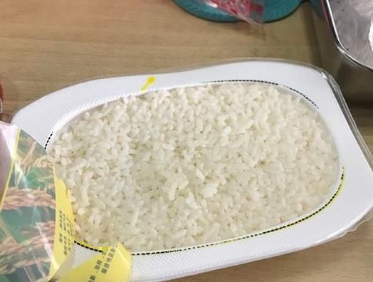 自热米饭怎么做步骤,自热米饭怎么吃教程视频