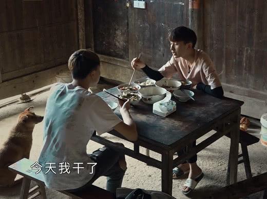 以为农村变形最惨,变形计最帅主人公钟福林,看着却让人心疼