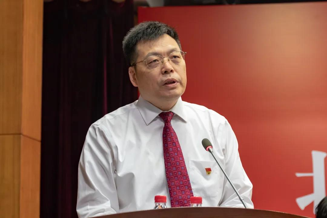 北京超“火”毕业典礼:人民视频、央视频、快手、抖音同步直播,155万人次观