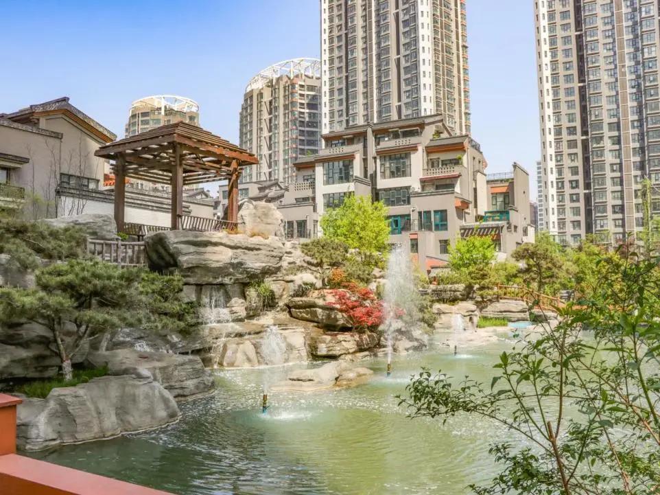 亚星江南小镇实景公园,邀你共赏意趣春天