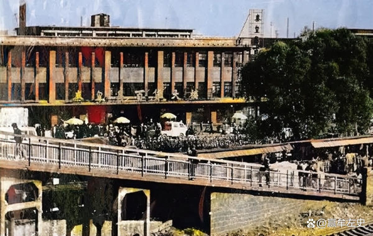 老照片:80年代的河北秦皇岛,百货大楼、永乐酒吧、新闻影院
