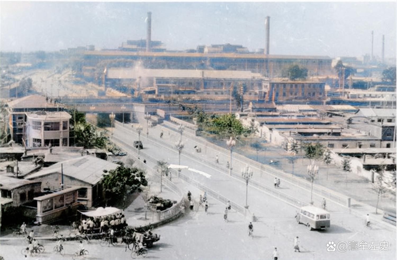 老照片:80年代的河北秦皇岛,百货大楼、永乐酒吧、新闻影院