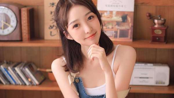 40岁女人用什么精华霜去皱保湿? 40岁女人用什么精华霜去皱保湿?