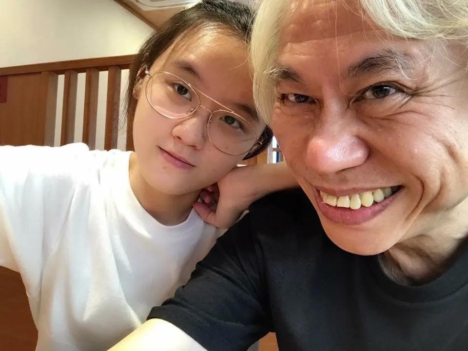 曝林靖恩精神失常!酒店砸东西,目前流落街头,10年婚姻状态曝光