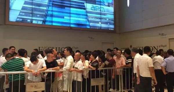 一块蛋糕最低也要68元,网红品牌Lady M宣布将关闭中国内地全部门店!9月10日