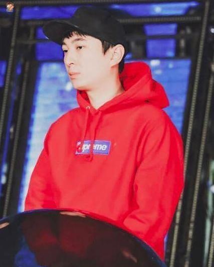 王思聪删微博又是什么梗?他逼得王思聪删微博,还要求索赔1.6亿