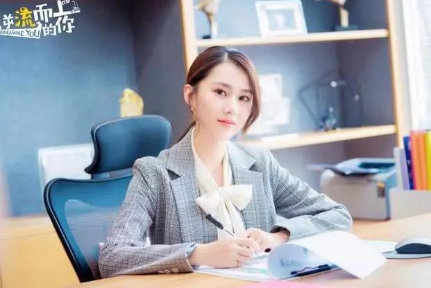 还记得《微微一笑》小雨妖妖吗?演戏都是配角,如今还是不温不火