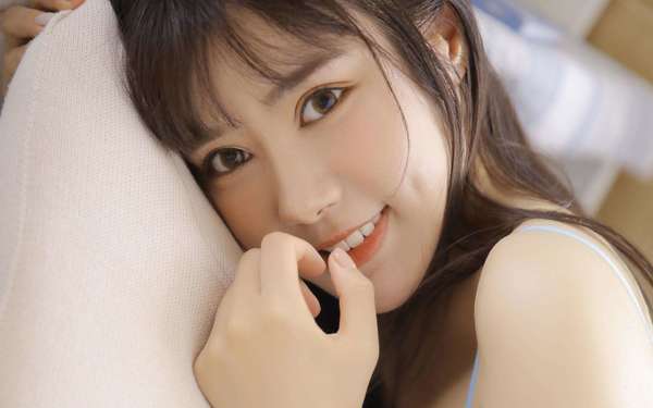 燕窝精华液能美白吗? 燕窝精华液能美白吗?