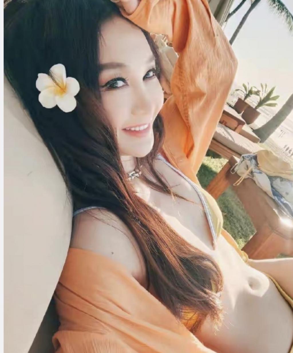 明星泳装钟楚曦、温碧霞性感,刘亦菲一出手让白幼瘦无地自容_ZAKER新闻