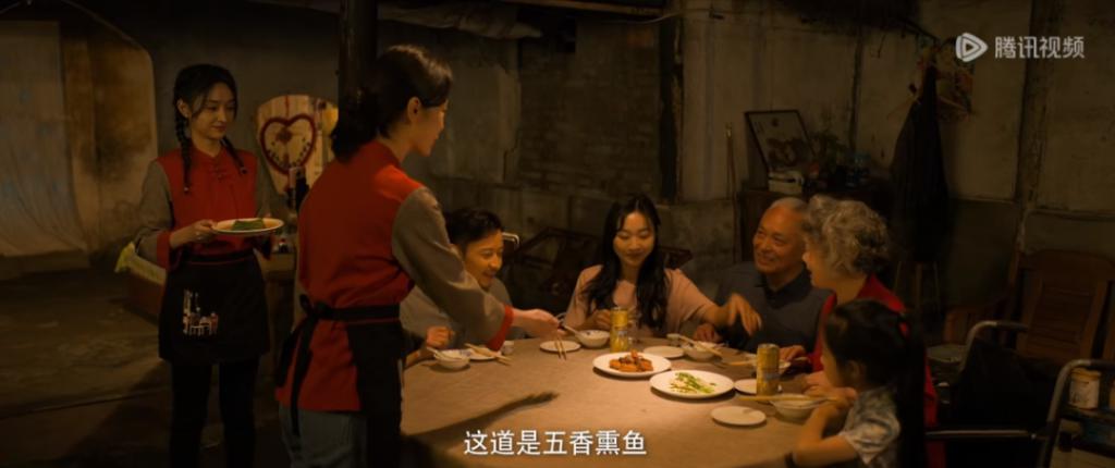 全女班底,咋拍出的爹味