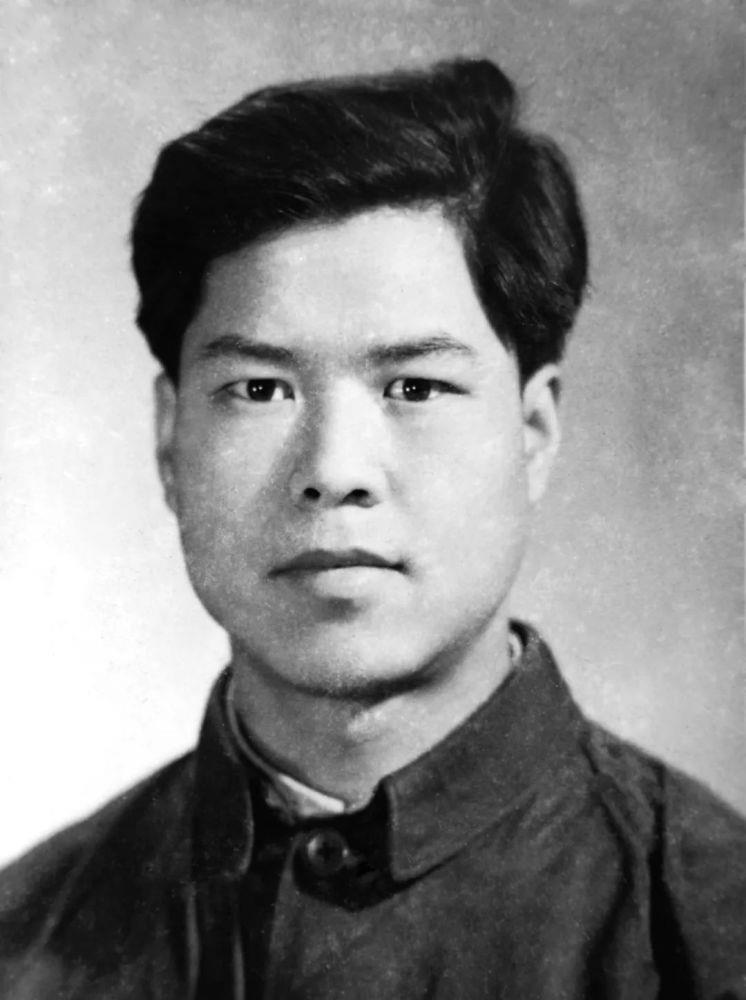 陈忠实的作品有哪些(陕西作家陈忠实的个人资料及代表作品)