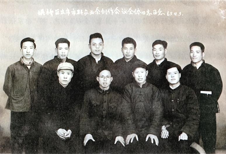陈忠实的作品有哪些(陕西作家陈忠实的个人资料及代表作品)