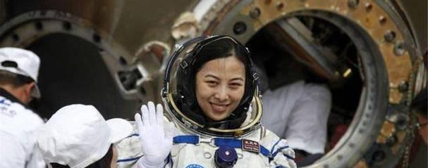 未穿太空服冒险太空之旅的后果(探索宇宙,或许是一个致命的错误)