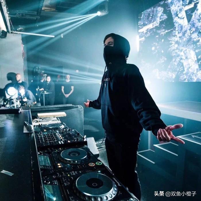 电音鬼才-集帅气与才华于一身的艾伦沃克
