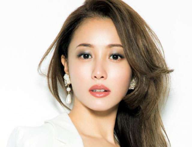 日本哪些女明星是混血(日本女星十大颜值混血)