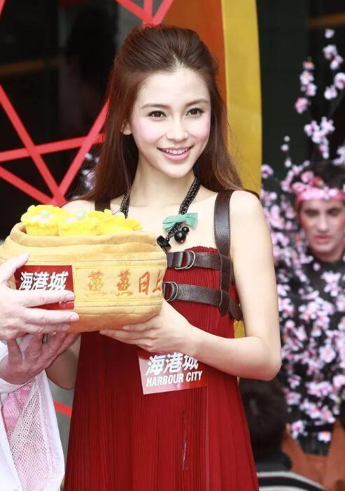 baby嫩模时期的照片(嫩模时期的Angelababy,美的惊人)