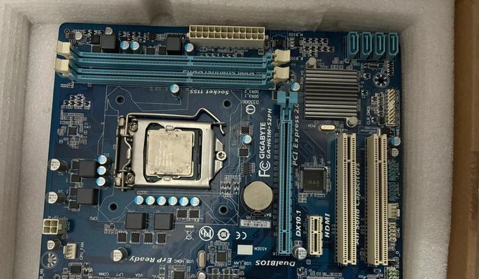 X58与H61主板的比较及选择指南(探究X58和H61主板的性能差异,帮您选购更合适的主板)