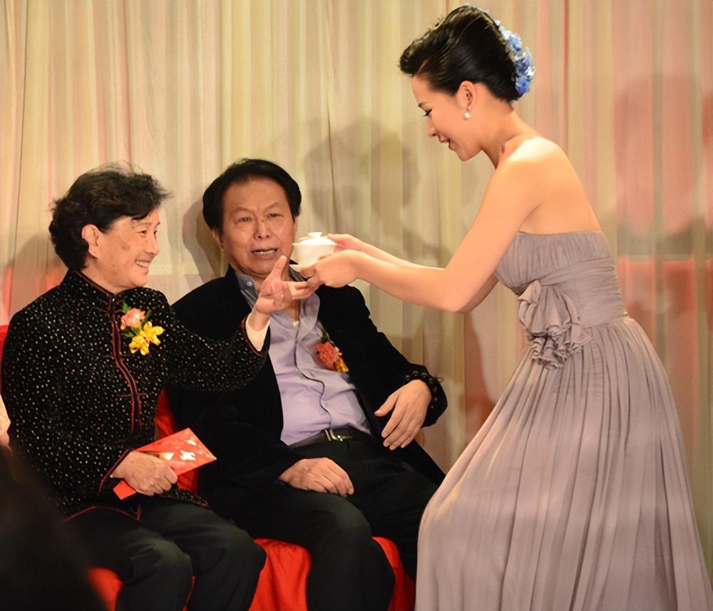 黄健中个人资料简介(名导黄健中“性丑闻”事件后他怎样了?)