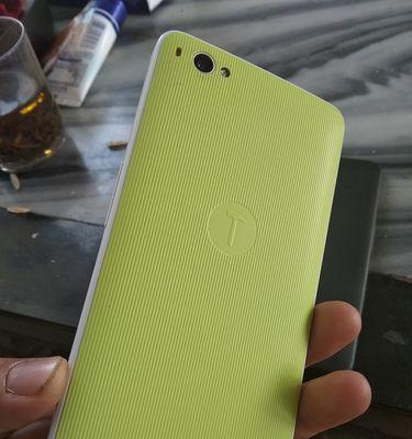 锤子手机的安全性评估(探究锤子手机在用户信息保护方面的优势和安全性能表现)