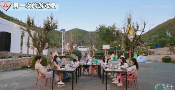孟子义承认喜欢张翰,还自曝初恋非常狗血,不用问她又上热搜了