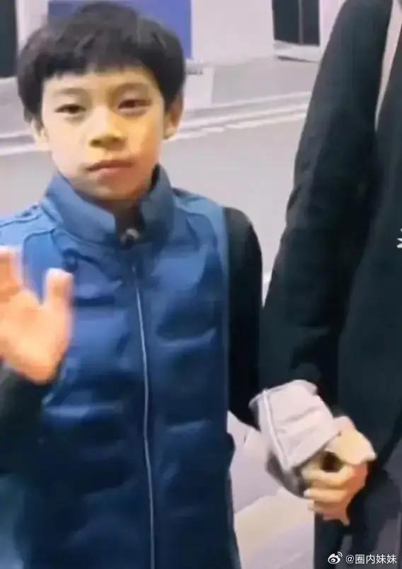霍中曦:长得不像爸爸霍启刚爷爷霍震霆,反而像太爷爷