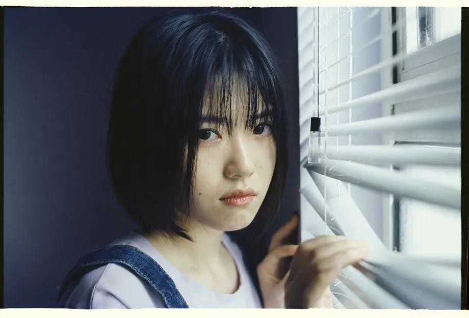 00后学妹夏日清新写真图片