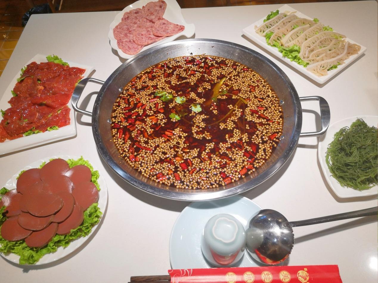 ​爆吃大融城 海鲜 日料 异域特色……这些美食店值得挨个打卡