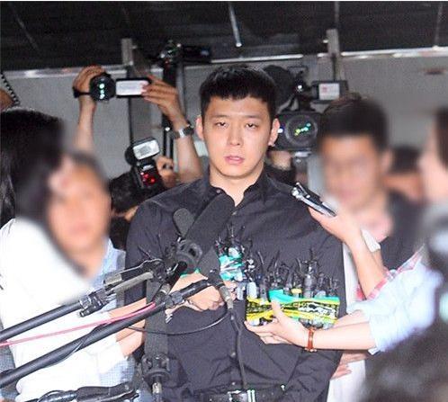 朴有天被起诉赔偿1亿怎么回事 这到底是个什么梗?