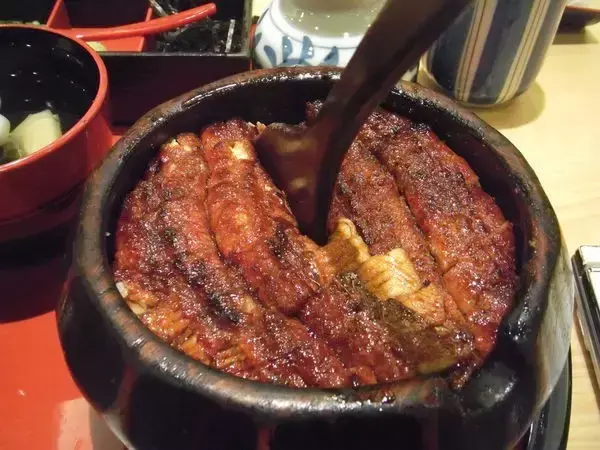 一份鳗鱼饭三种吃法,卖到3600日元,连蔡澜都说好吃得要命