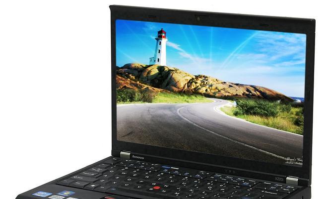X220t笔记本的性能与优势剖析(一款高性能转型本的全面评测)
