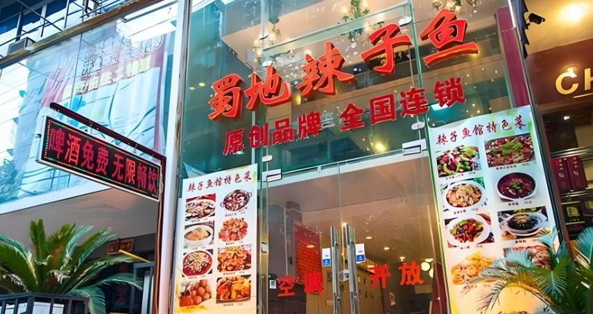 演员经超:我28岁娶二婚富婆,最开心的时光就是老婆挣钱我花钱