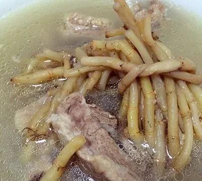 ​鱼腥草咋吃(鱼腥草怎么食用效果好)