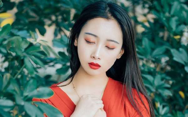 这款精华液能在7天内消除暗黄和皱纹吗?50元就能拥有兰蔻的效果! 这款精华液能在7天内消除暗黄和皱纹吗?50元就能拥有兰蔻的效果!