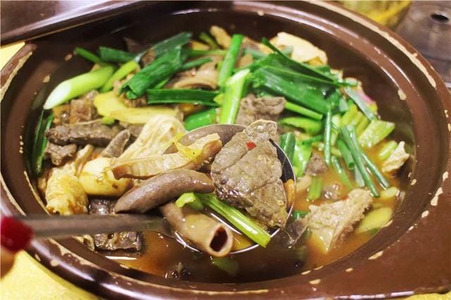 白菜加牛肉汤的做法大全(教你营养解馋的白菜煲牛肺) 白菜加牛肉汤的做法大全(教你营养解馋的白菜煲牛肺)
