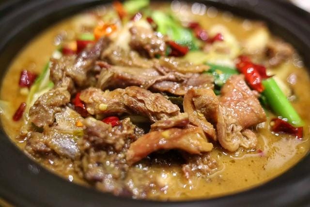 白菜加牛肉汤的做法大全(教你营养解馋的白菜煲牛肺) 白菜加牛肉汤的做法大全(教你营养解馋的白菜煲牛肺)