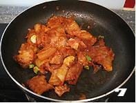 辣白菜的多种吃法(辣白菜炒五花肉的做法) 辣白菜的多种吃法(辣白菜炒五花肉的做法)