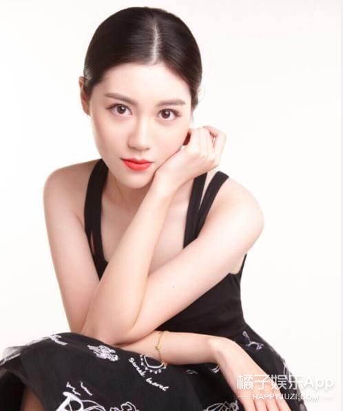 暖春电影长大后的小花是谁演的(还记得电影暖春里的小花吗) 暖春电影长大后的小花是谁演的(还记得电影暖春里的小花吗)