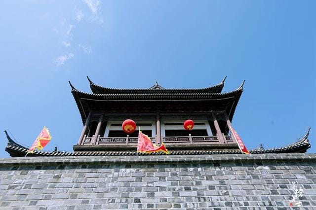 安徽凤阳为文物古迹筑起保护墙(安徽凤阳有一座标志建筑) 安徽凤阳为文物古迹筑起保护墙(安徽凤阳有一座标志建筑)