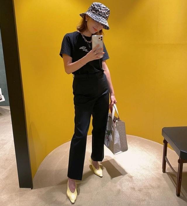 黑色系穿搭技巧(黑色不要随便穿) 黑色系穿搭技巧(黑色不要随便穿)