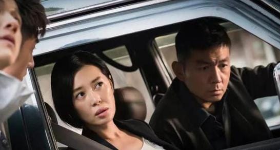 曾是最年轻影后被老公抛弃(与导演同居10年却惨遭分手) 曾是最年轻影后被老公抛弃(与导演同居10年却惨遭分手)