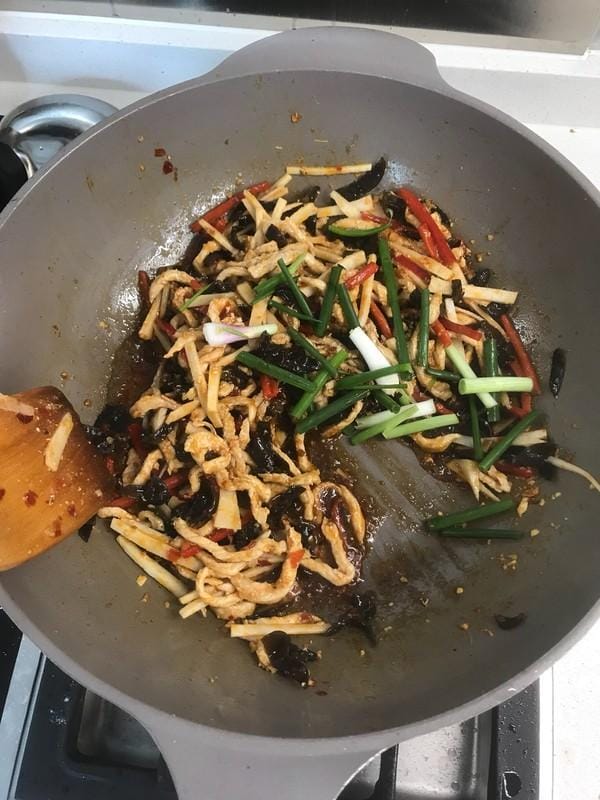 简单的鱼香肉丝步骤 鱼香肉丝鱼香哪里来