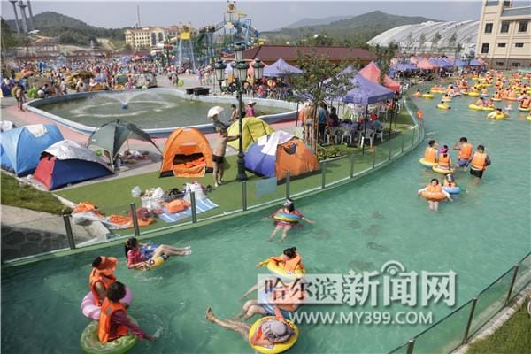 亚布力水世界开业了吗 亚布力水上乐园七月迎客