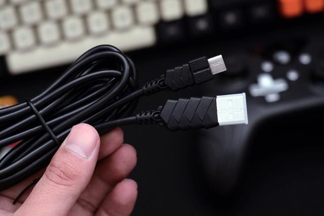 pc游戏手柄可以玩哪些游戏(玩PC单机游戏你使用键鼠还是手柄) pc游戏手柄可以玩哪些游戏 玩PC单机游戏你使用键鼠还是手柄