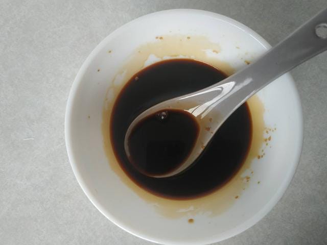 葱油面怎么做简单又好吃(葱油面的正宗做法) 葱油面怎么做简单又好吃 葱油面的正宗做法