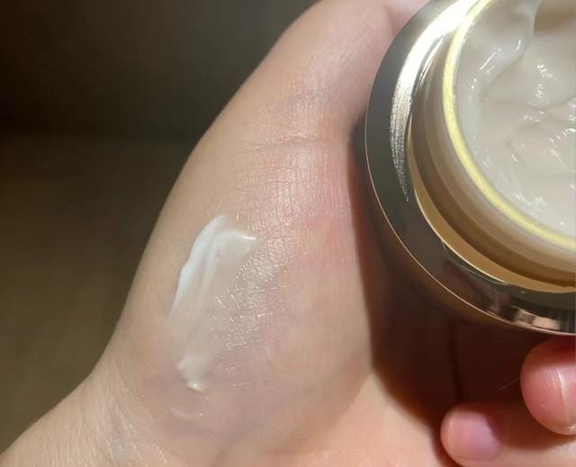 眼霜哪几款效果比较好又平价(大牌眼霜哪个好) 眼霜哪几款效果比较好又平价 大牌眼霜哪个好