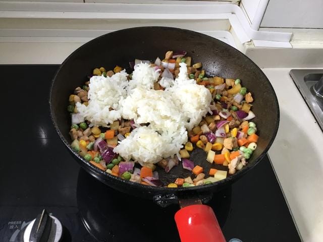 芝士焗饭的10种做法(没烤箱一样做出好吃的芝士焗饭) 芝士焗饭的10种做法 没烤箱一样做出好吃的芝士焗饭